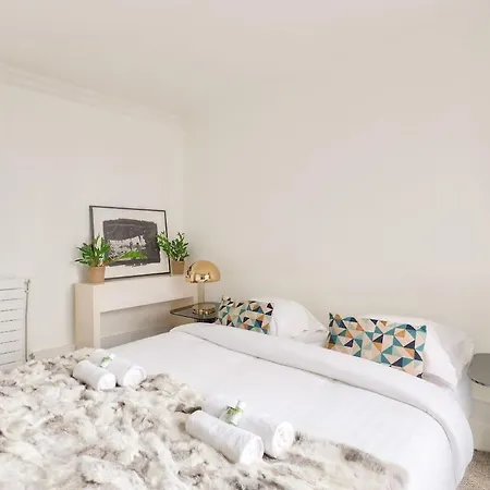 Bel Avec Terrasse - Opera París