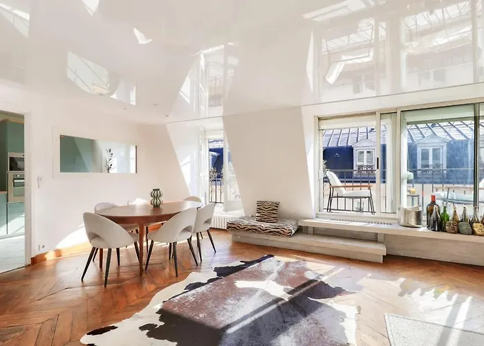 Bel Avec Terrasse - Opera