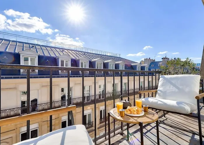 Bel Avec Terrasse - Opera